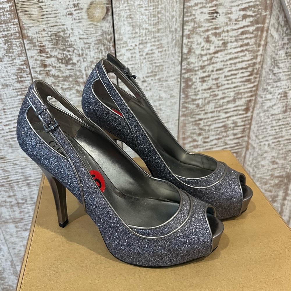 Guess Silver Glitter Peep-Toe Heels size 6